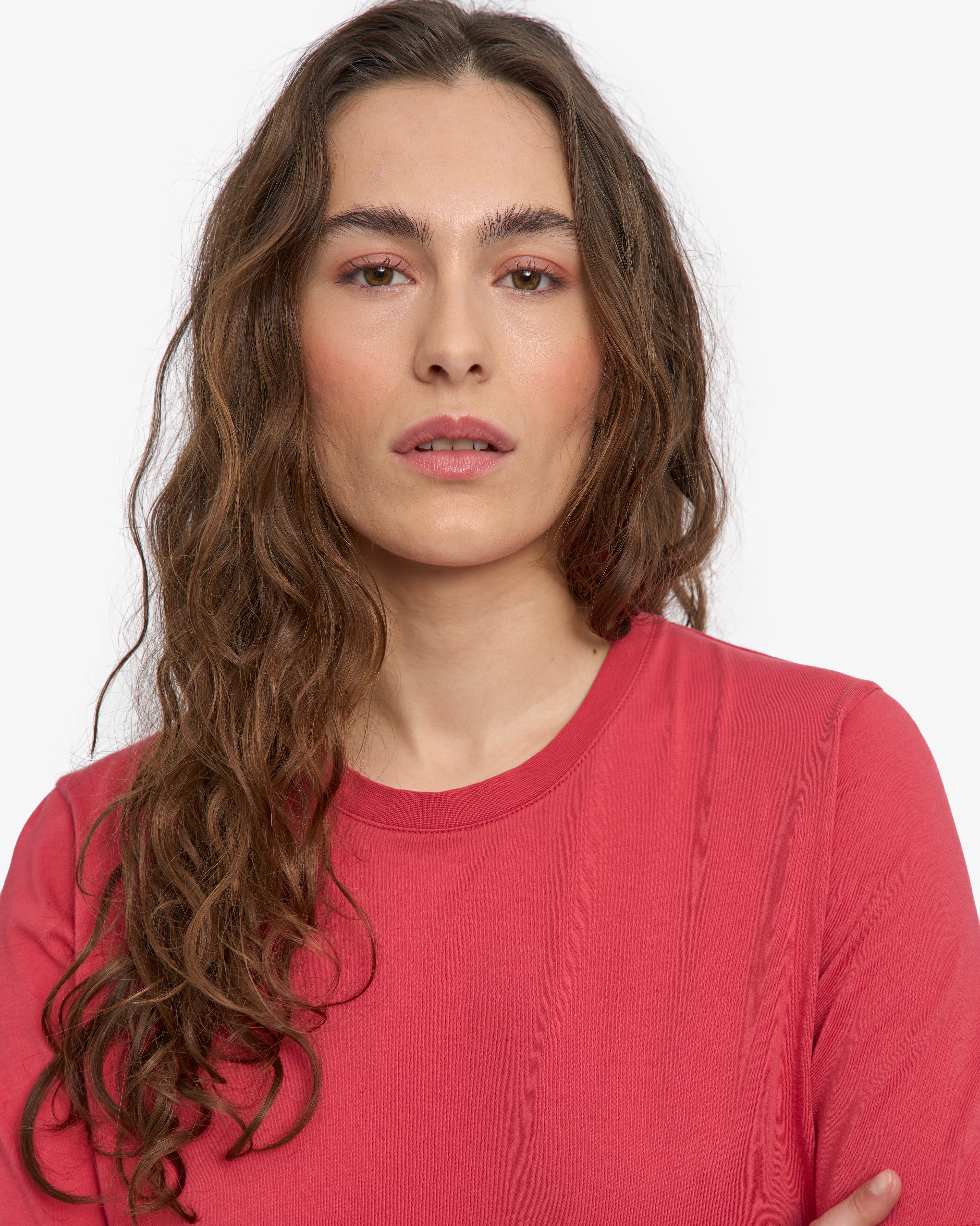 Women Light Organic Tee - Faded Red