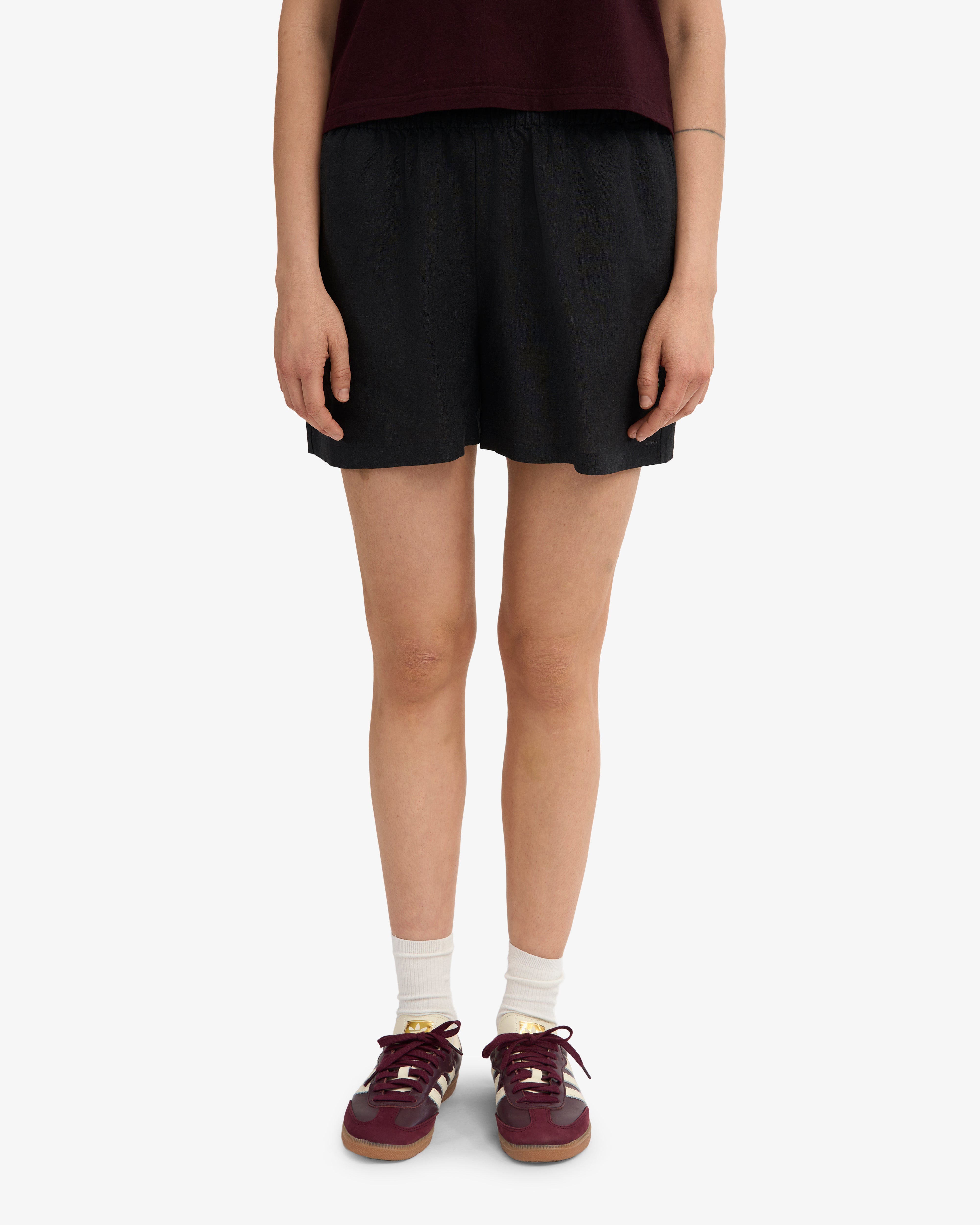 Linen Shorts - Deep Black