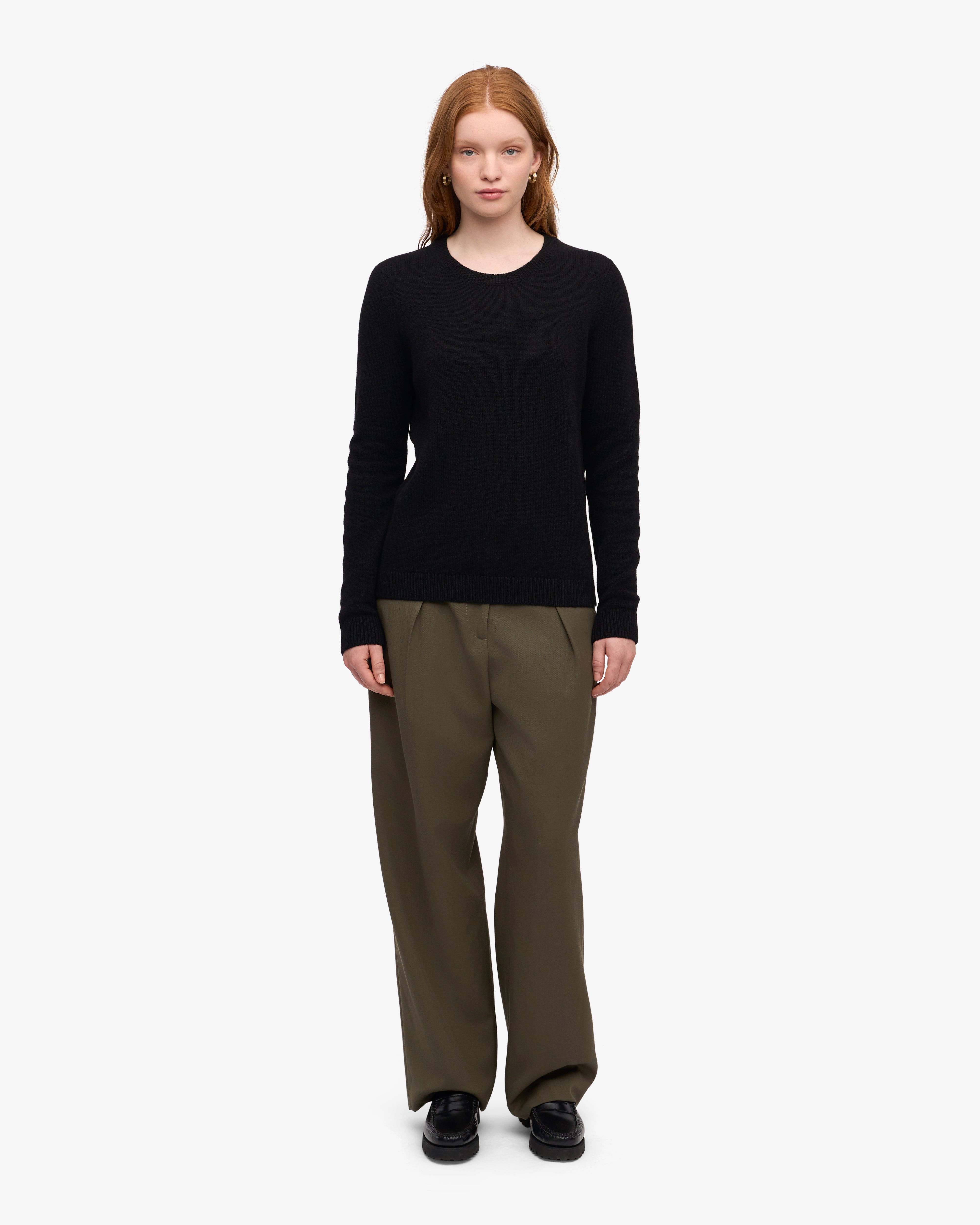 Women Classic Merino Wool Crew - Deep Black