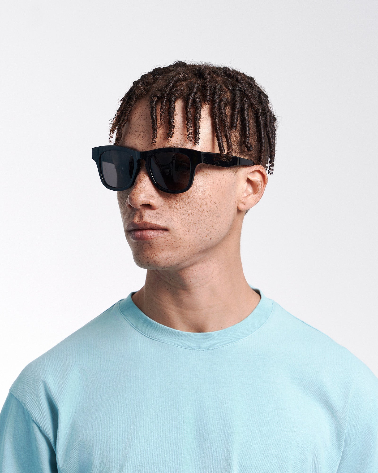 Sunglass 17 - Deep Black Solid - Black