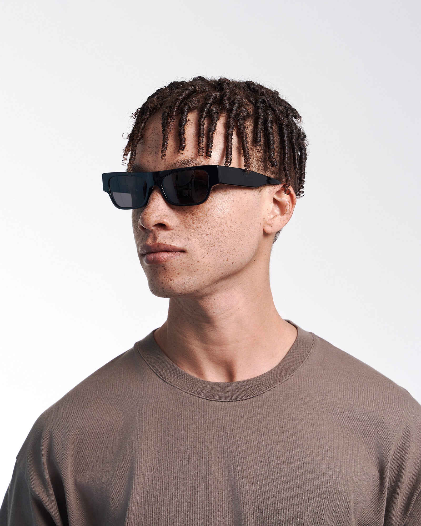 Sunglass 04 - Deep Black Solid - Black