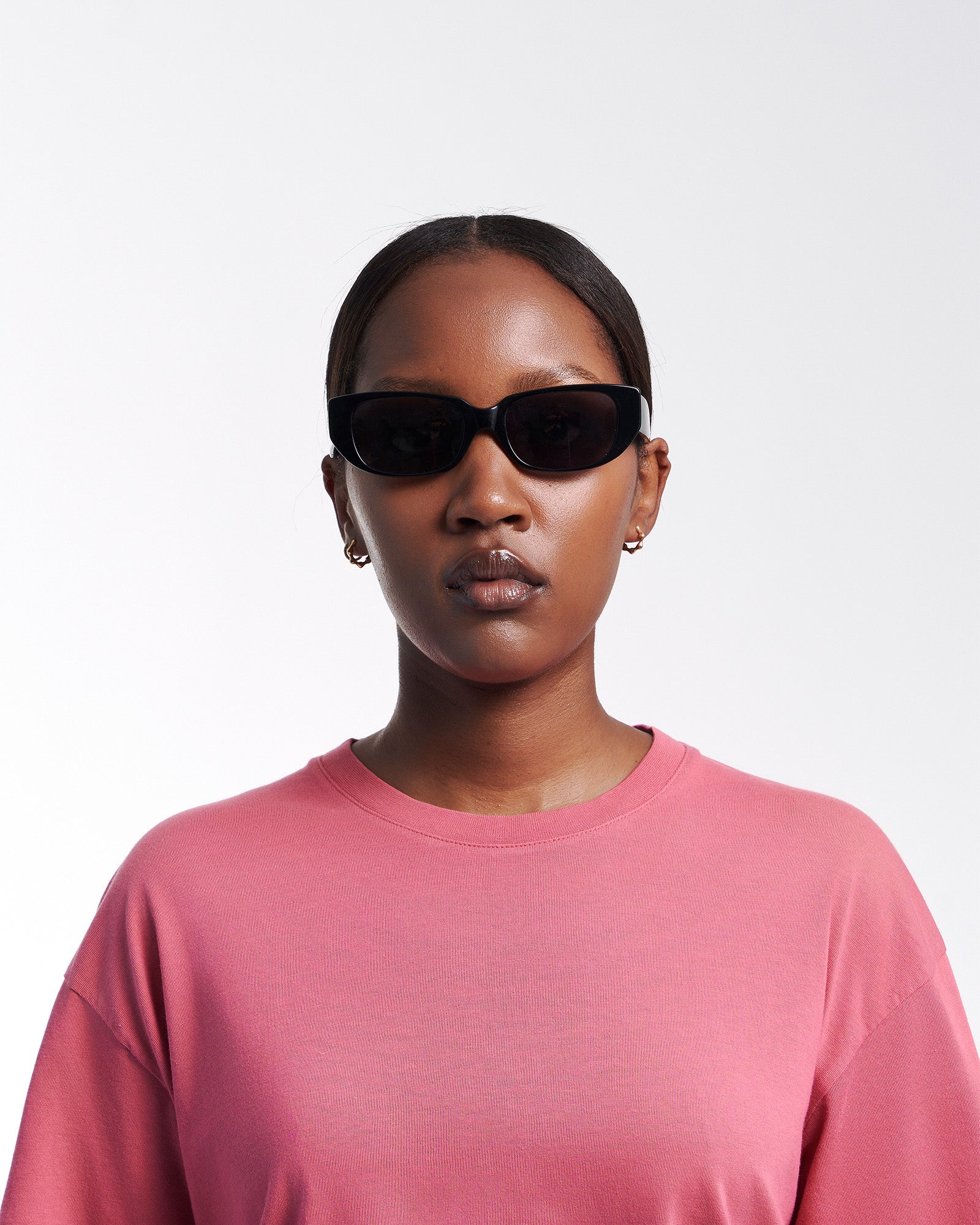 Sunglass 10 - Deep Black Solid - Lavender