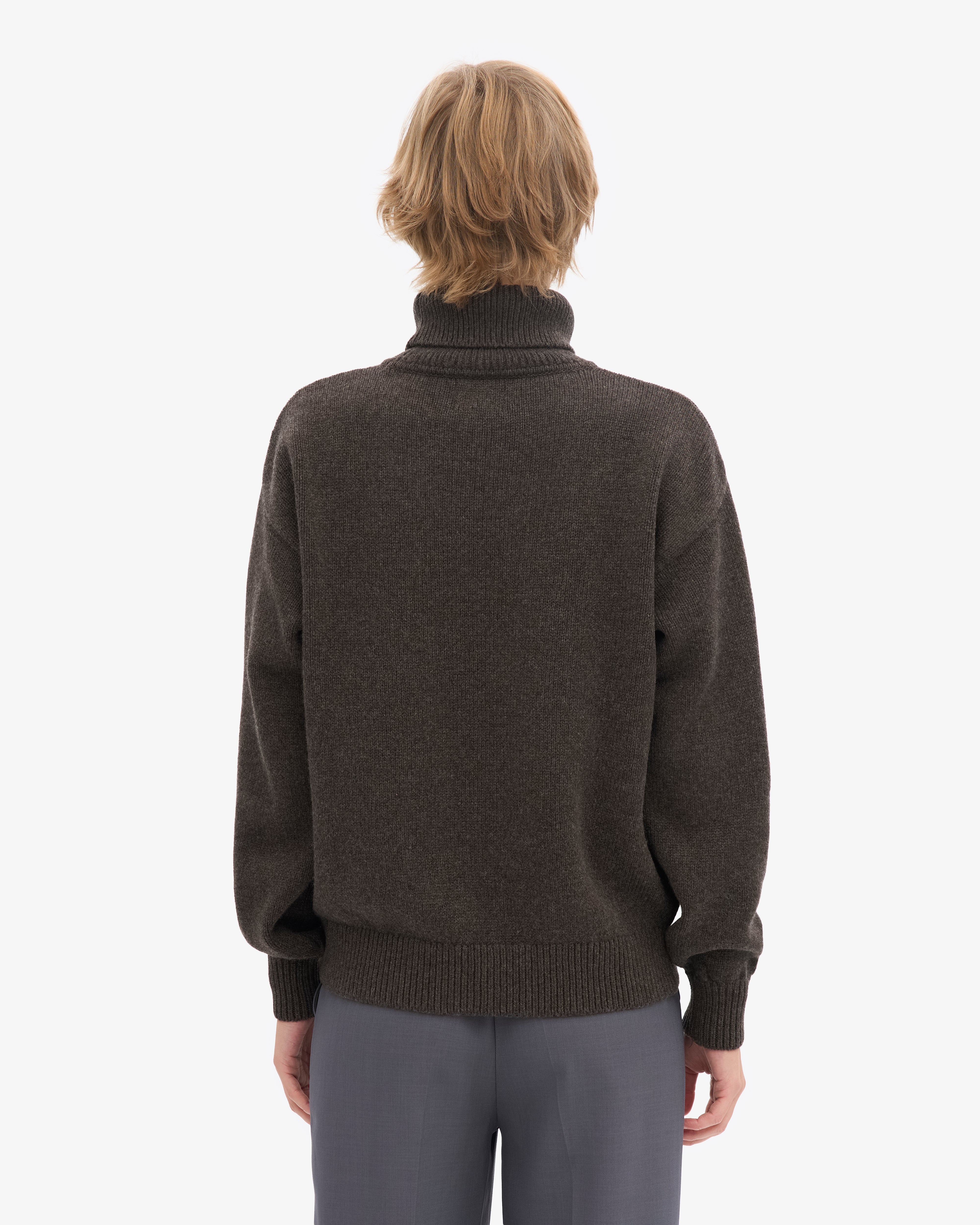 Merino Wool Turtleneck - Coffee Brown